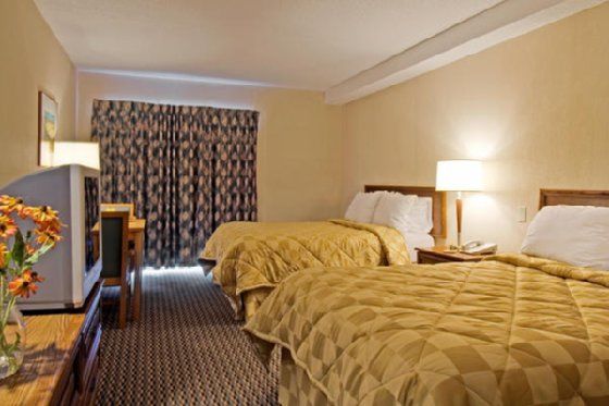 Comfort Inn Owen Sound Room photo