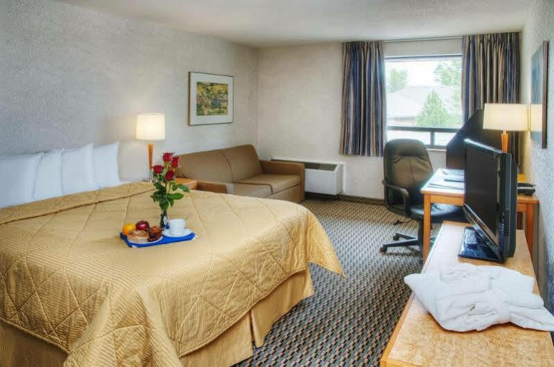 Comfort Inn Owen Sound Exterior photo