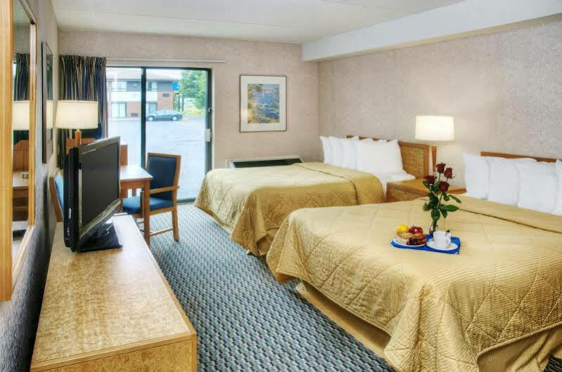 Comfort Inn Owen Sound Exterior photo